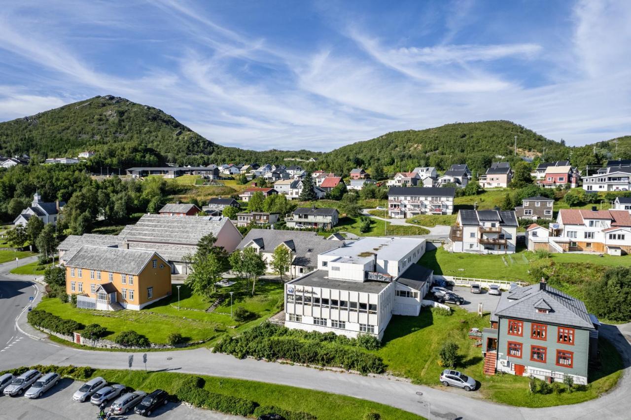 Hotell Maritim Skjervoy ภายนอก รูปภาพ